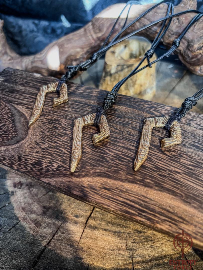 Focus - Handmade Bronze Pendant, Dark Fantasy Artifact, Talisman, photo 3