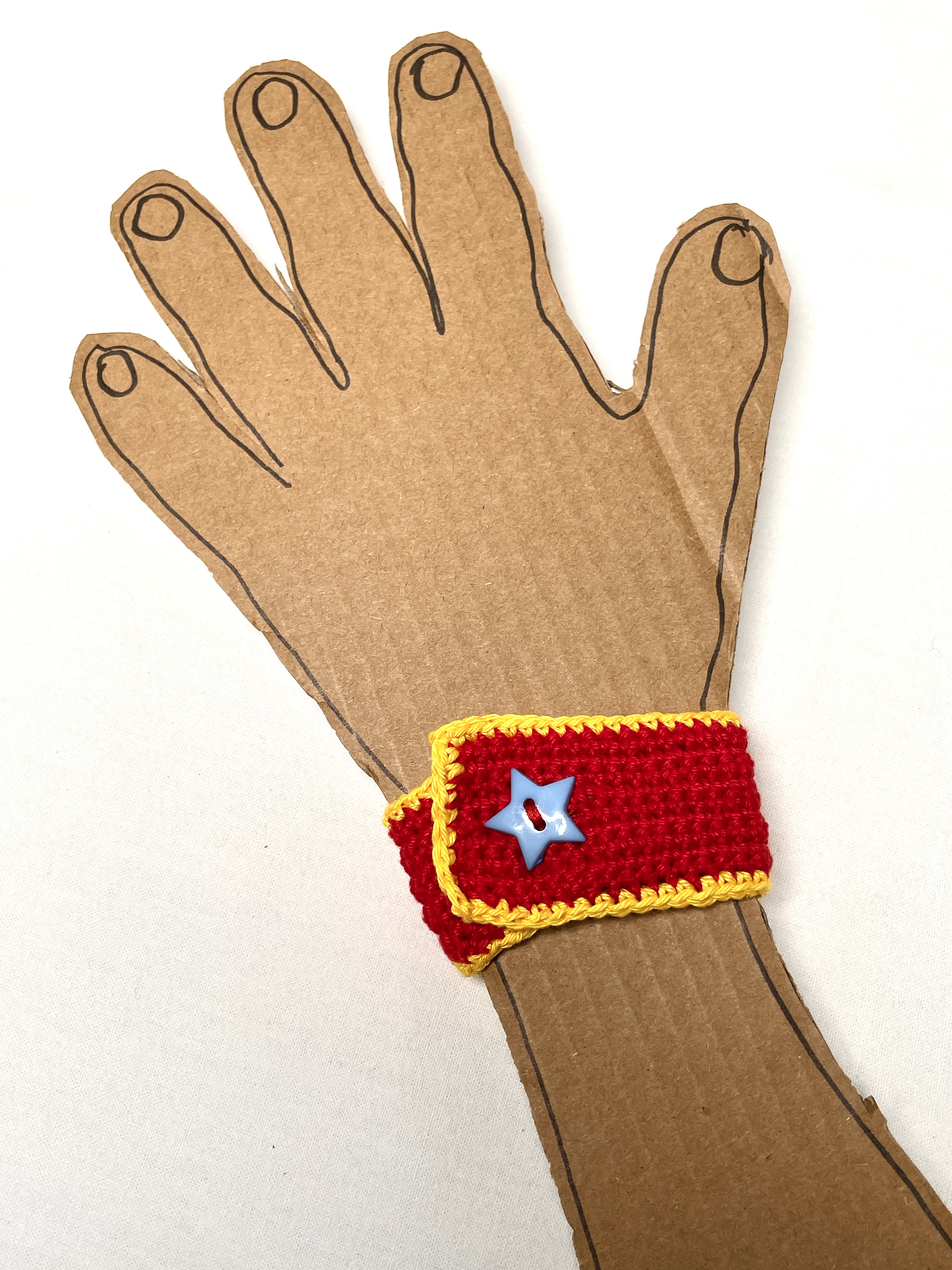 Crochet wristband, red, photo 3