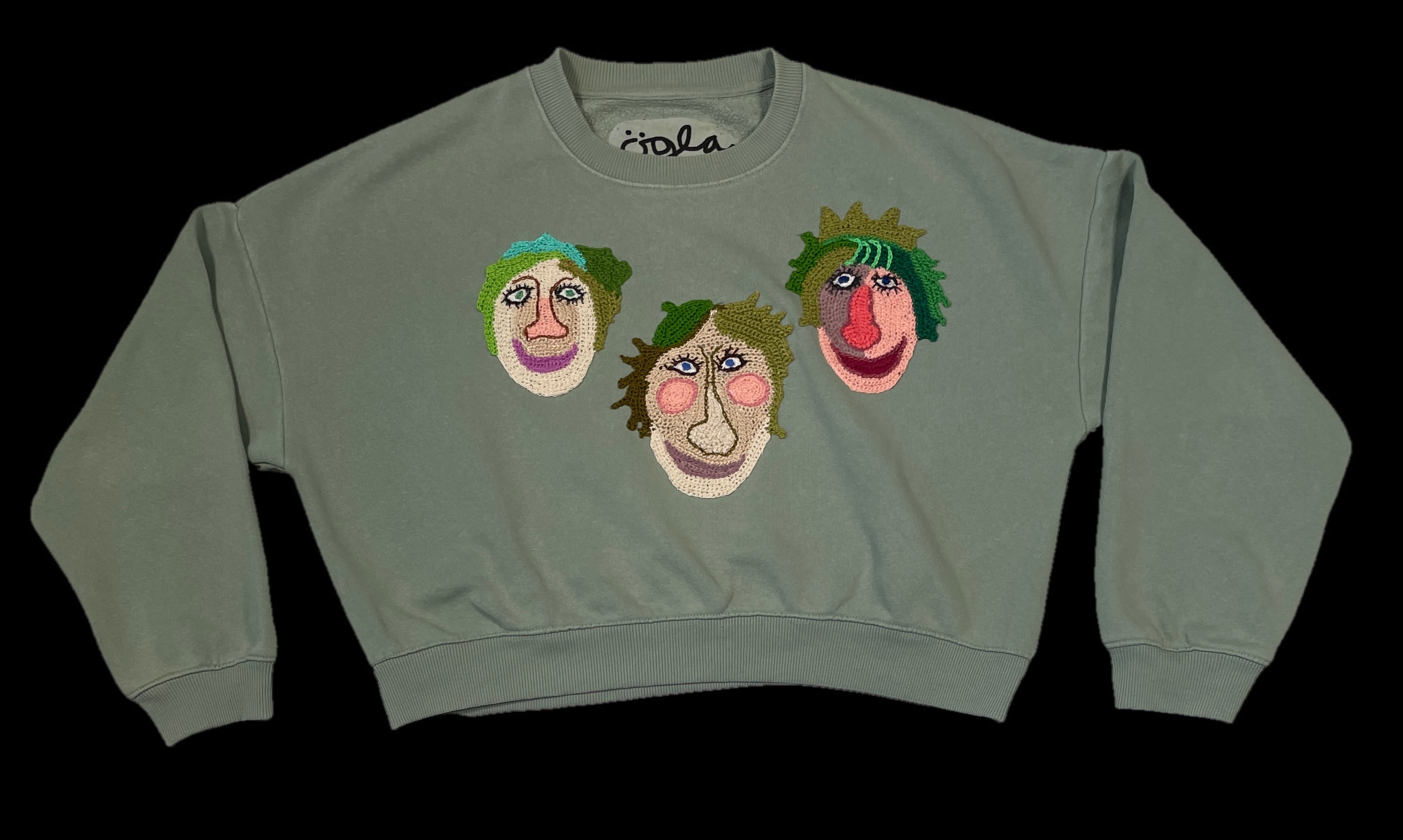 Wear A Smile, upcycled sweatshirt with crochet decor, soft green, size  M/L., photo 3