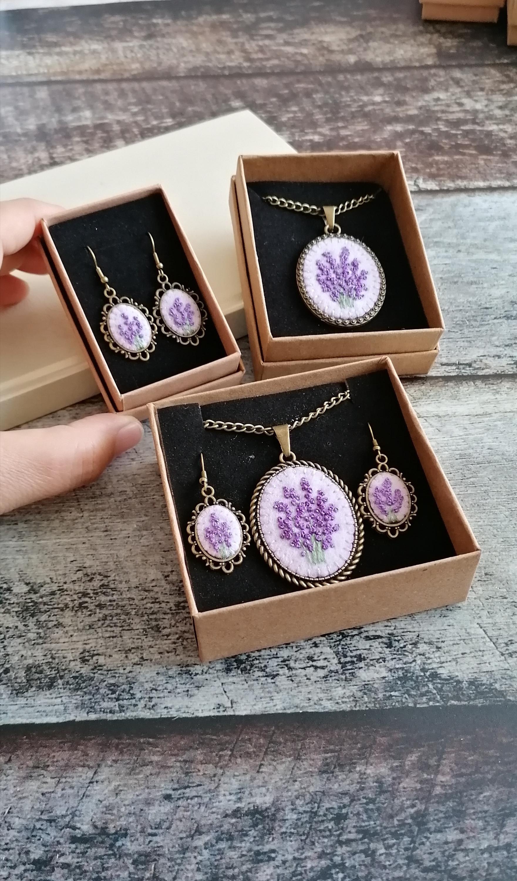 Lavender Hand Embroidered Pendant, Purple Flower Necklace or a set with earrings, Botanical gift, photo 6
