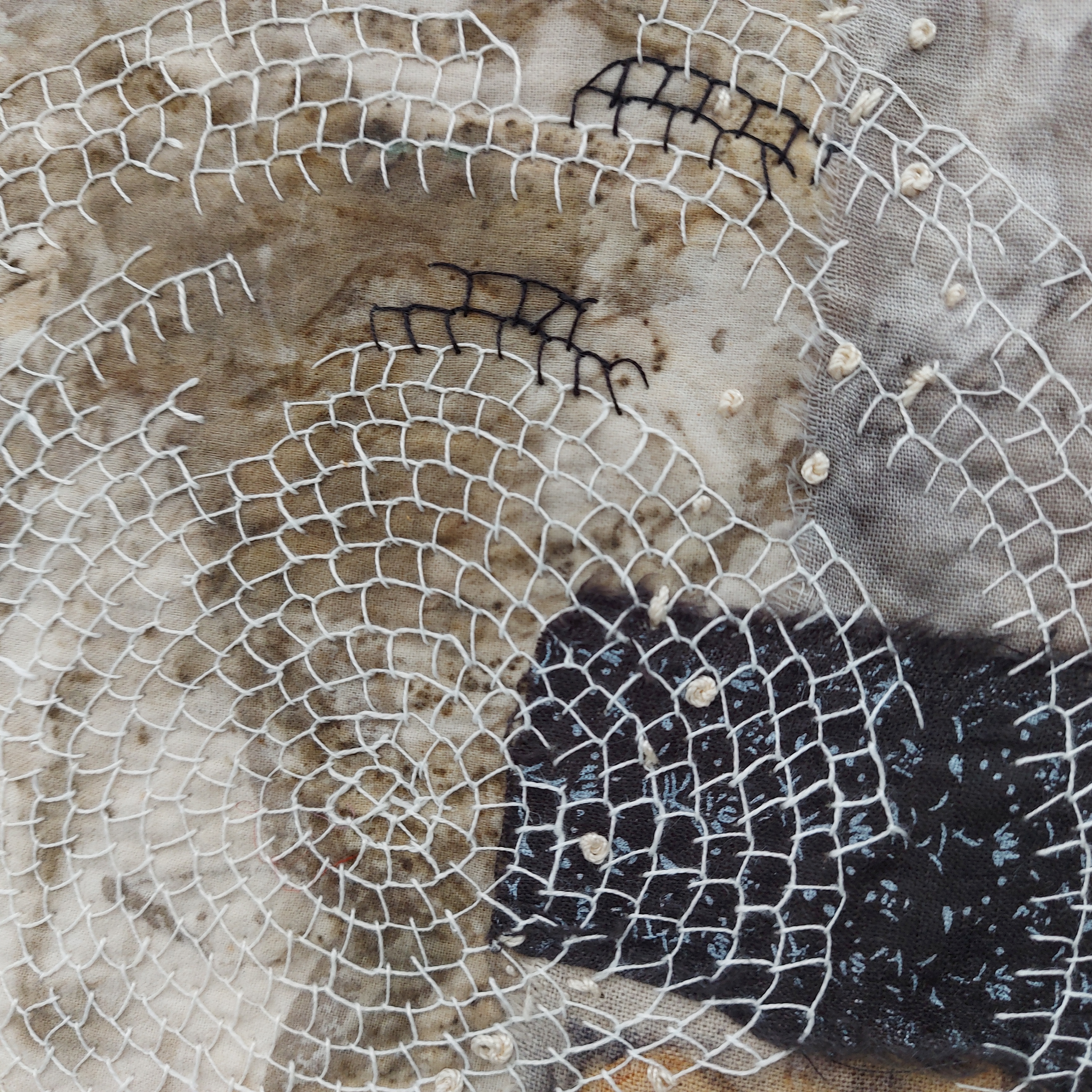 Circle of life 2 - textile artwork, photo 2