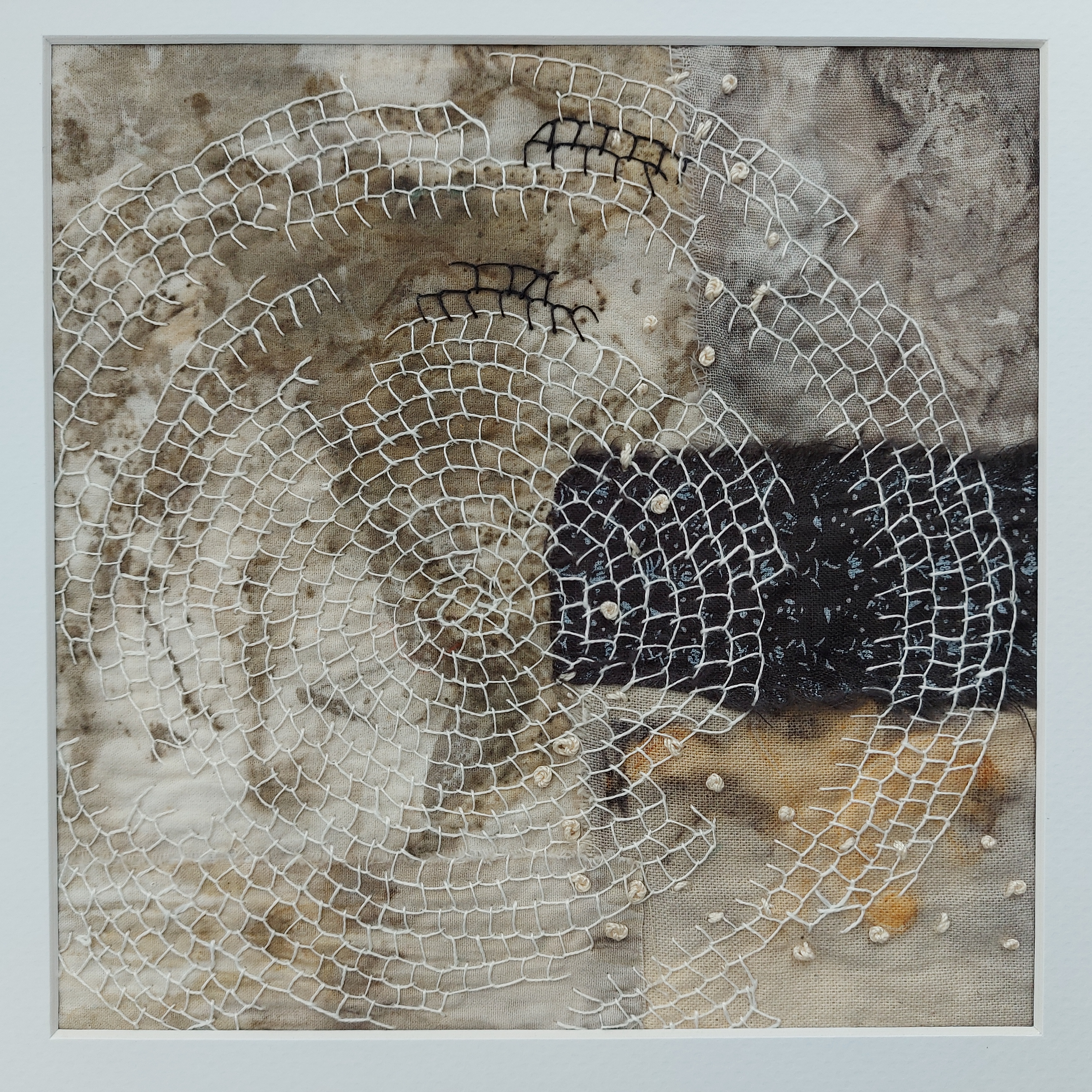 Circle of life 2 - textile artwork, photo 4
