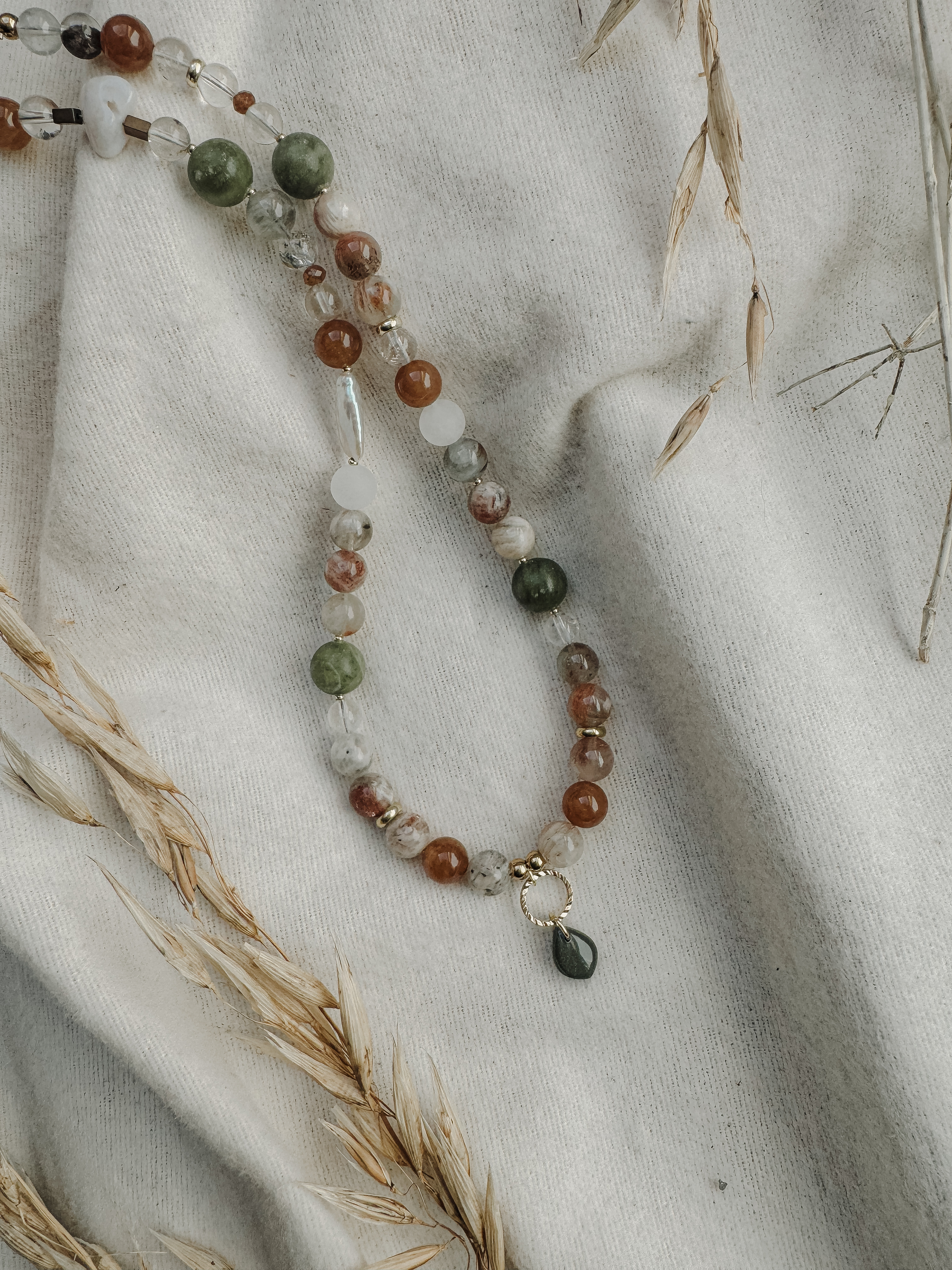 Semiprecious stones necklace with clay pendant, photo 2