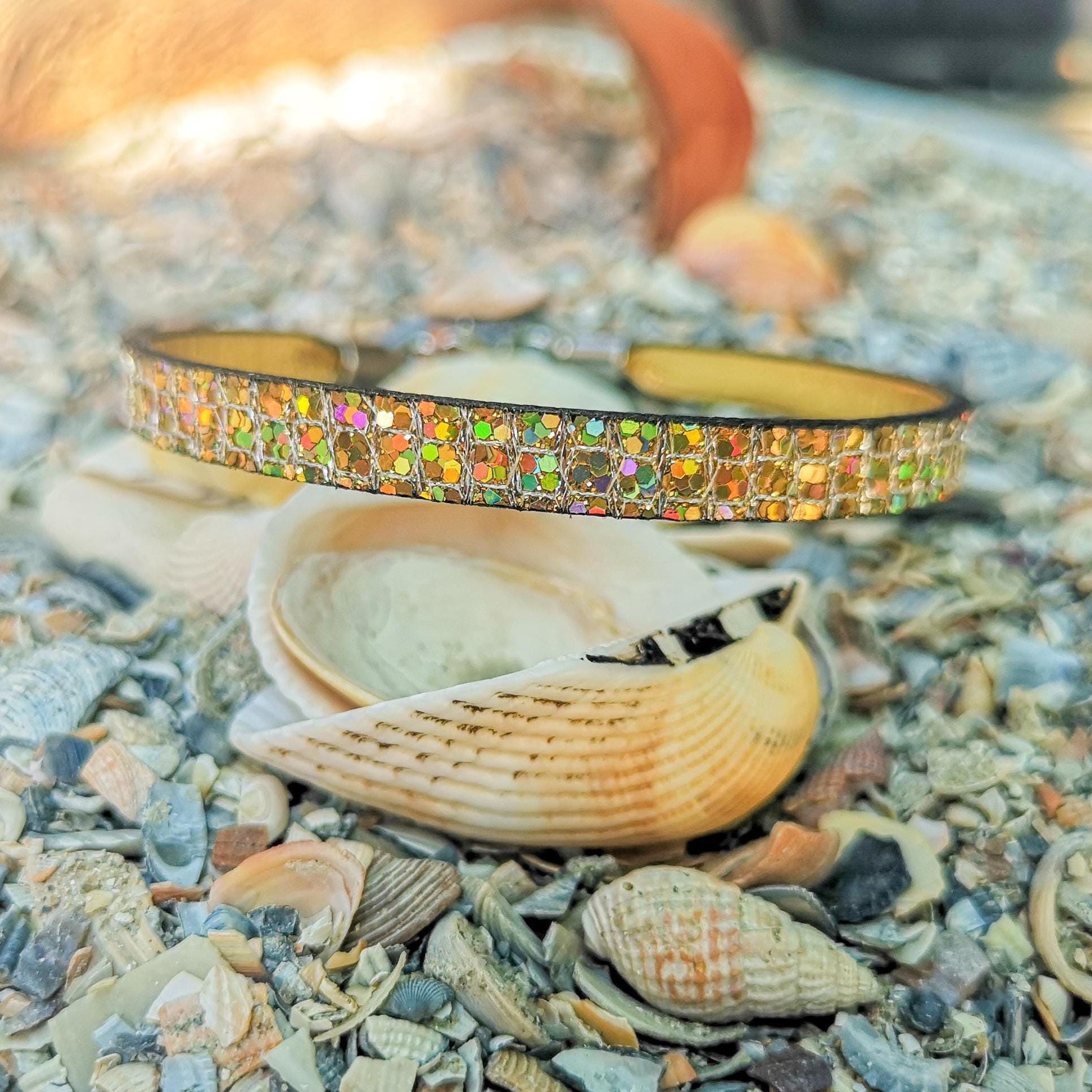 Gold glitter genuine leather bracelet, sparkly minimalist wristband, photo 2