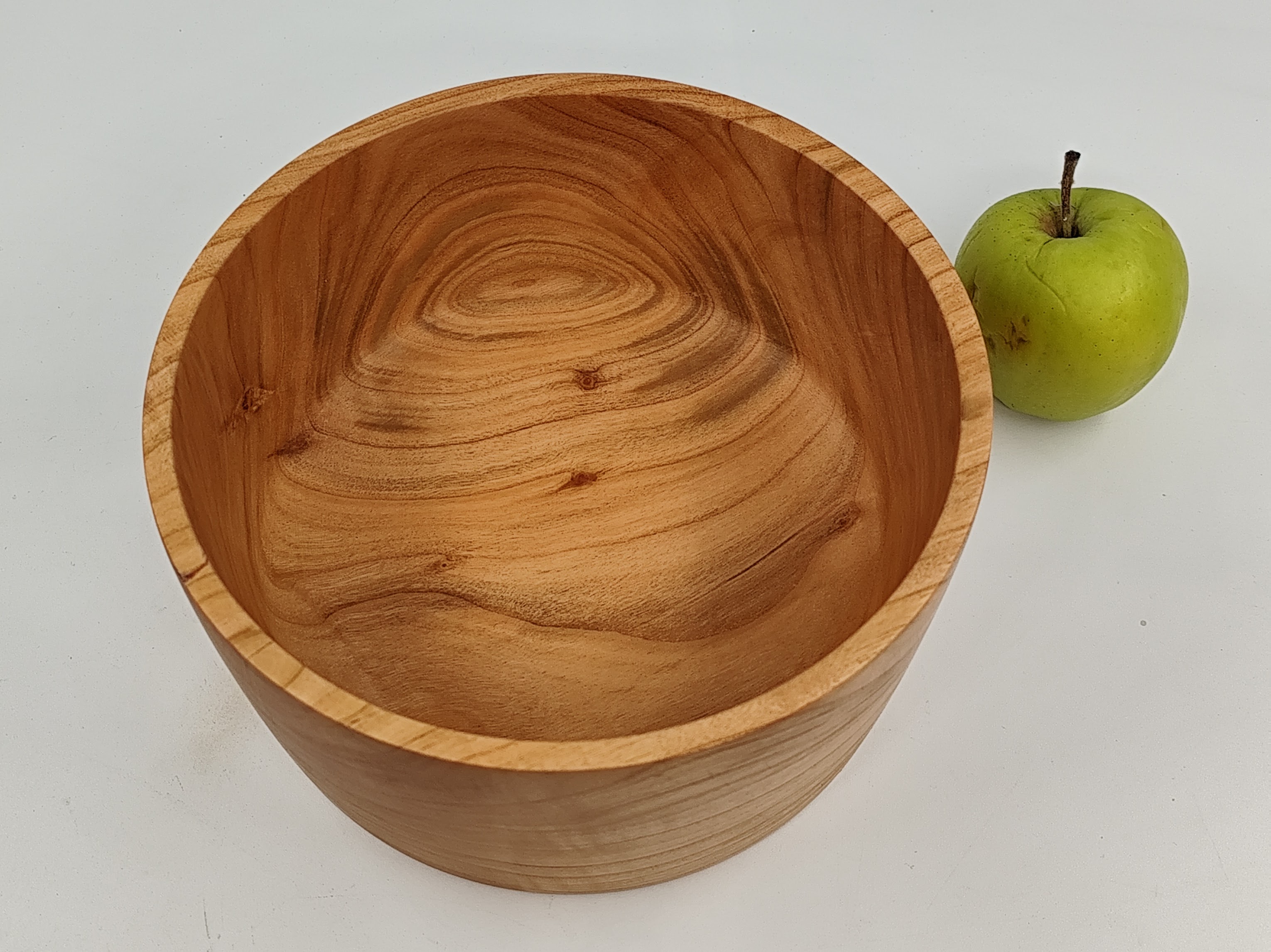 Wooden bowl, cherry wood, handturned, handmade, modern shape, photo 2