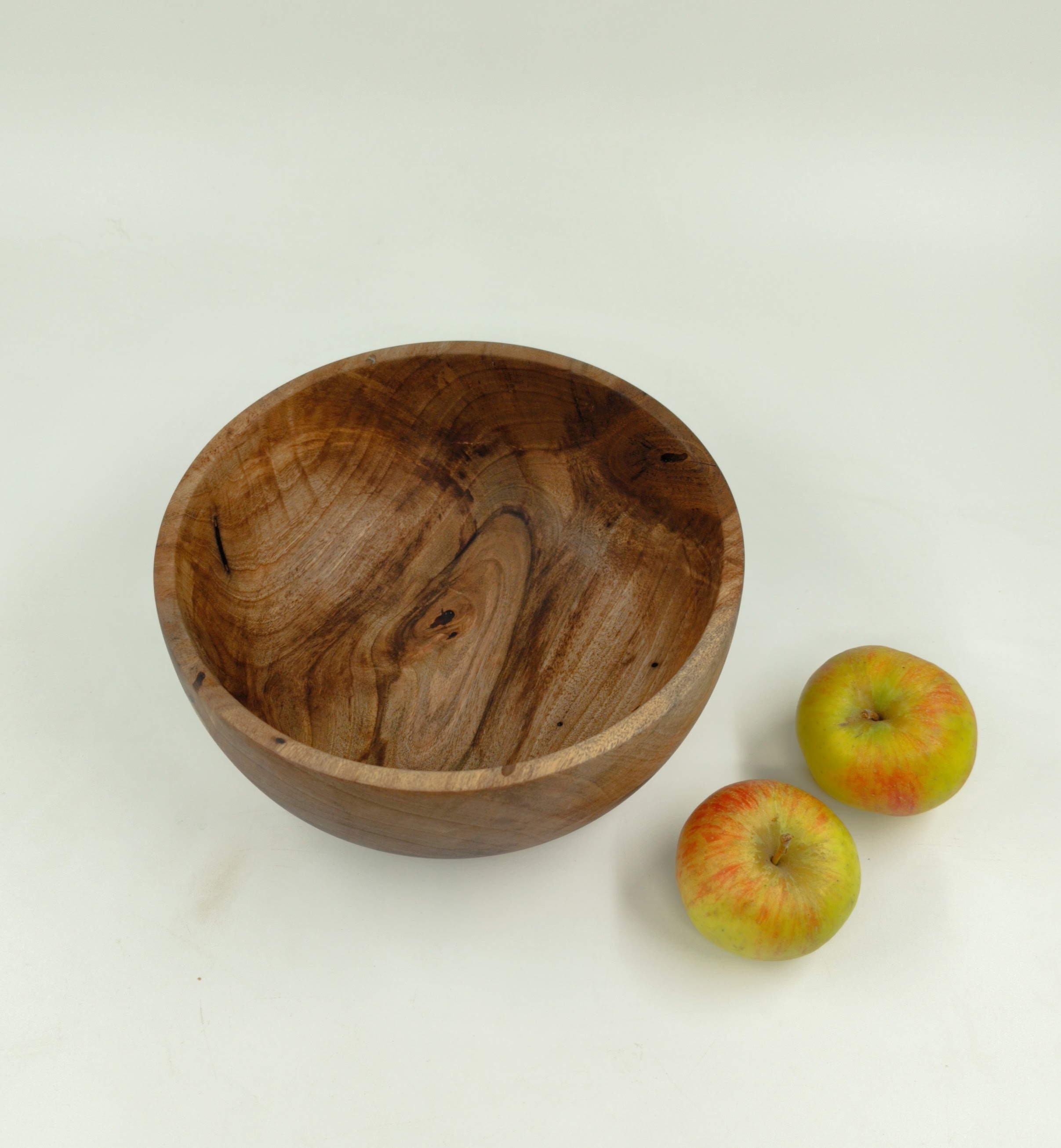 Walnut wooden bowl, handmade, 225mm diameter, epoxy filled worm holes, photo 5