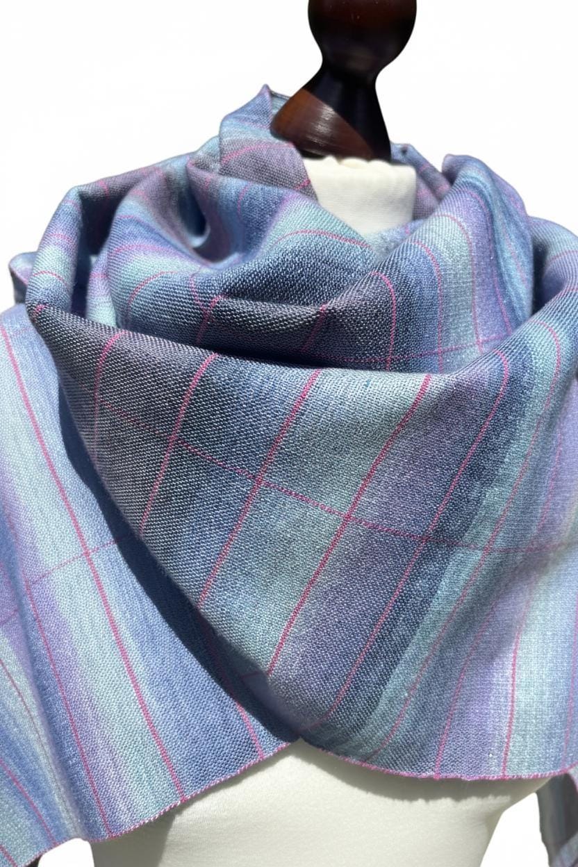 Hand-woven purplish Blue shimmering gradient Merino - Silk scarf - Luxury wool scarf