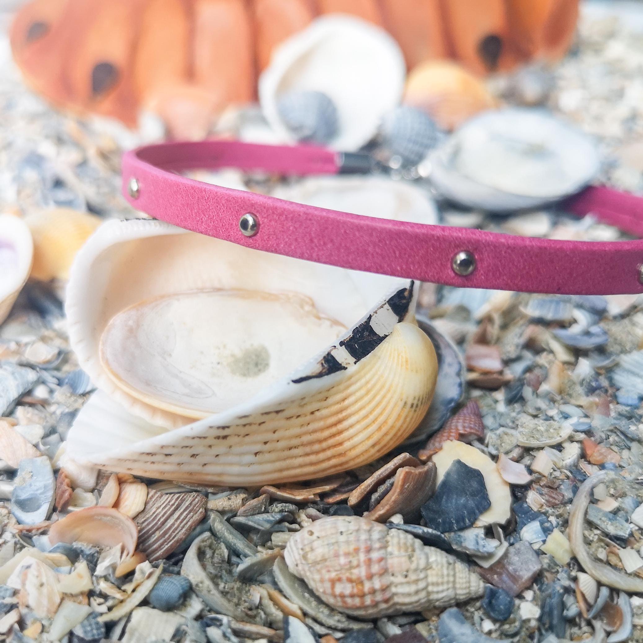 Minimalist genuine leather bracelet with rivets, pink wristband, photo 2