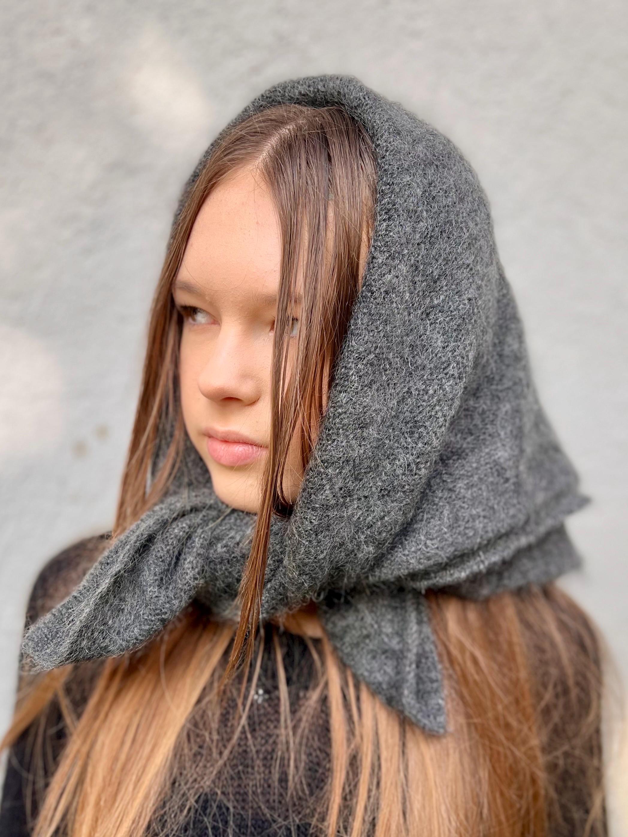 Mohair Scarf Square/Triangle Hand Knit Kerchief – Soft Gray Headscarf / Hooded Scarf, photo 6
