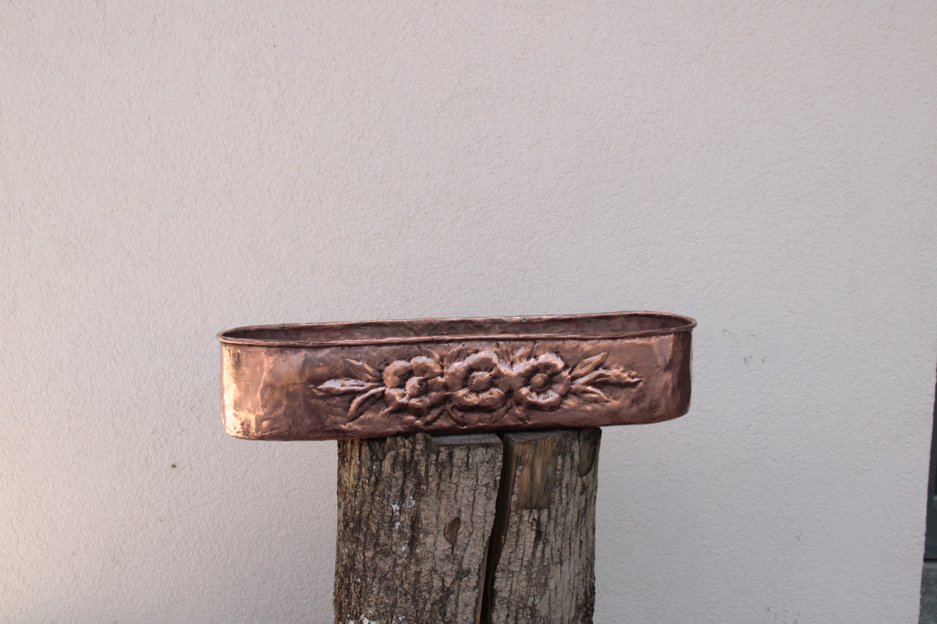 Handmade Oval Copper Planter: Indoor and Outdoor Plant Pot Holder for Flowers and Plants, photo 3
