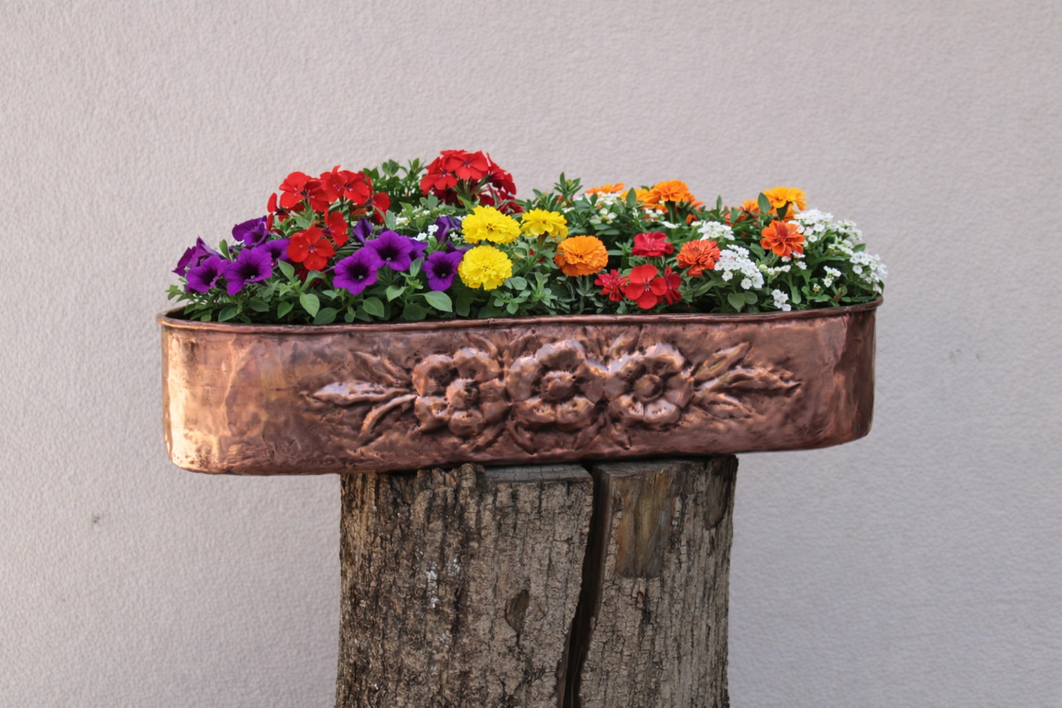 Handmade Oval Copper Planter: Indoor and Outdoor Plant Pot Holder for Flowers and Plants