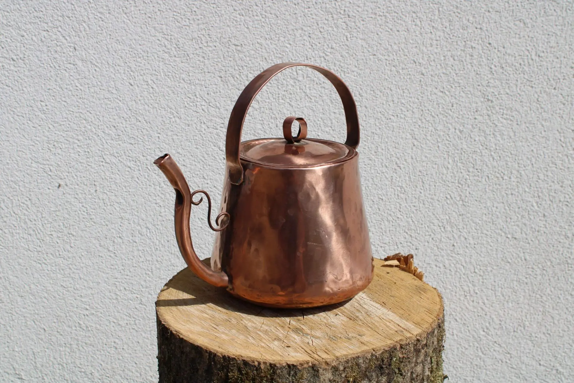 Elegant Handmade Copper Pot, Rustic Kettle for Cozy Wood Stove Decor