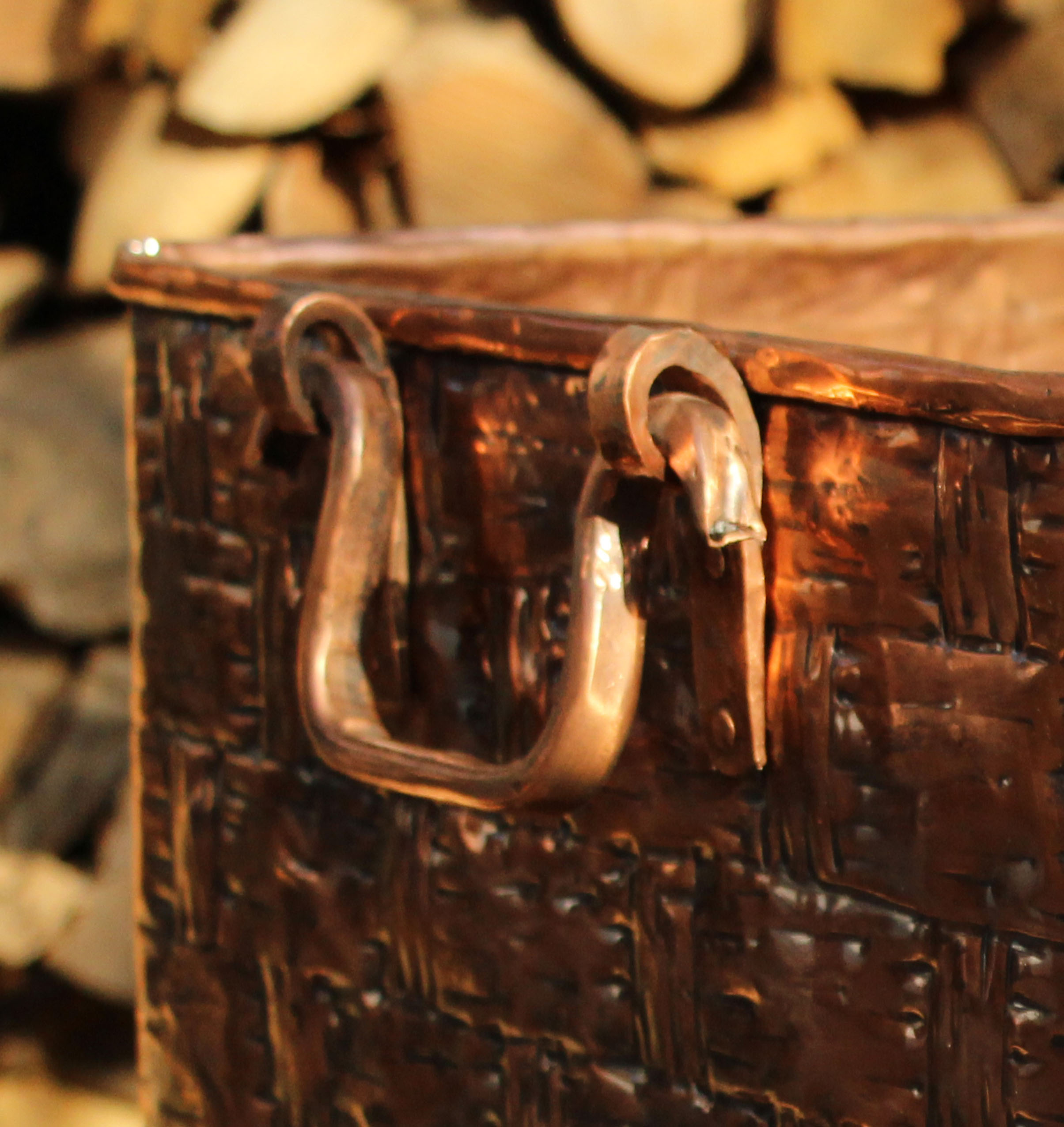 Large Copper Firewood Basket Handmade Fireplace Log Holder Wood Stove Decor Italian Copper Art, photo 3