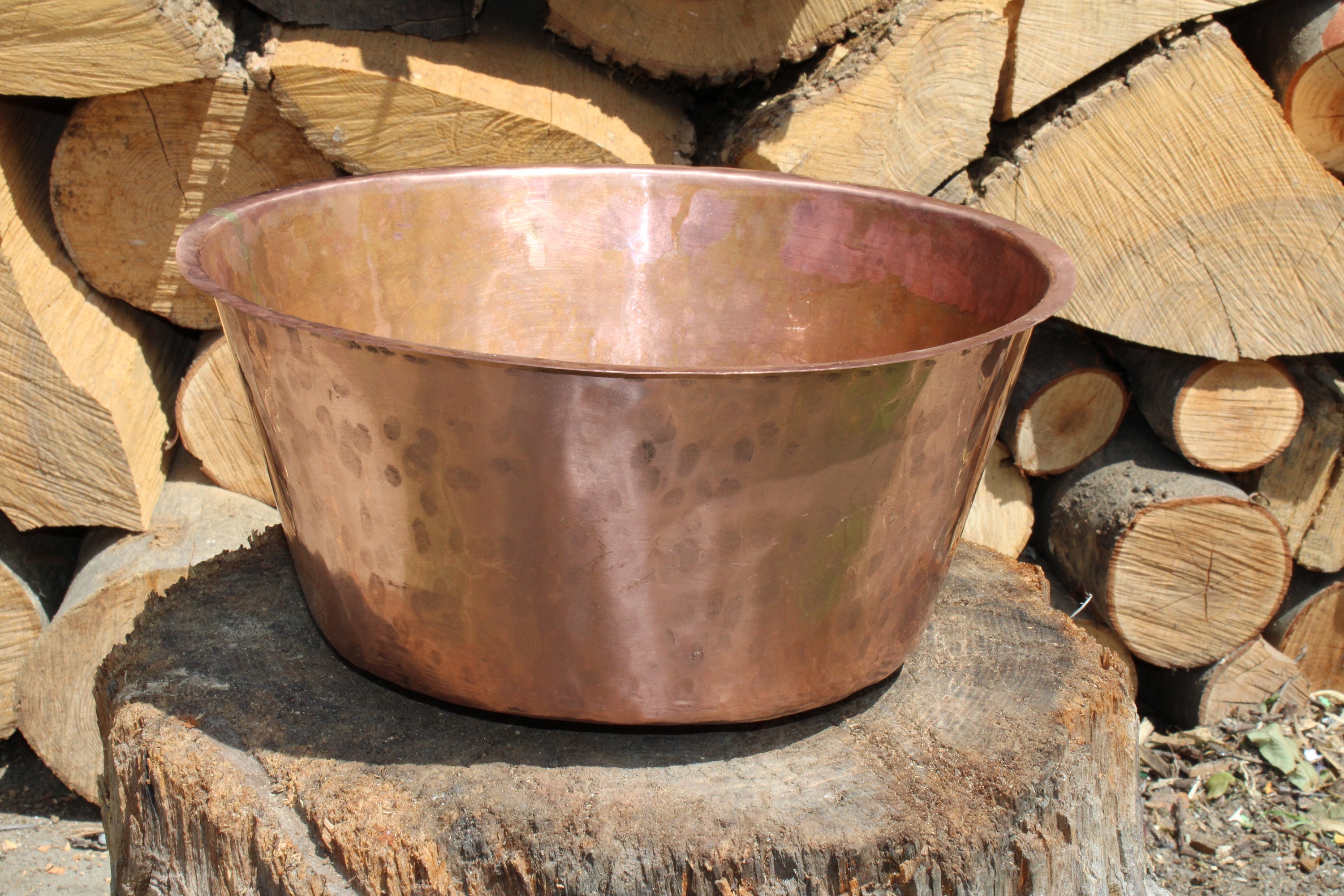 Handmade Pure Copper Round Sink – Customizable Bathroom or Kitchen Basin, Hammered Italian Craft