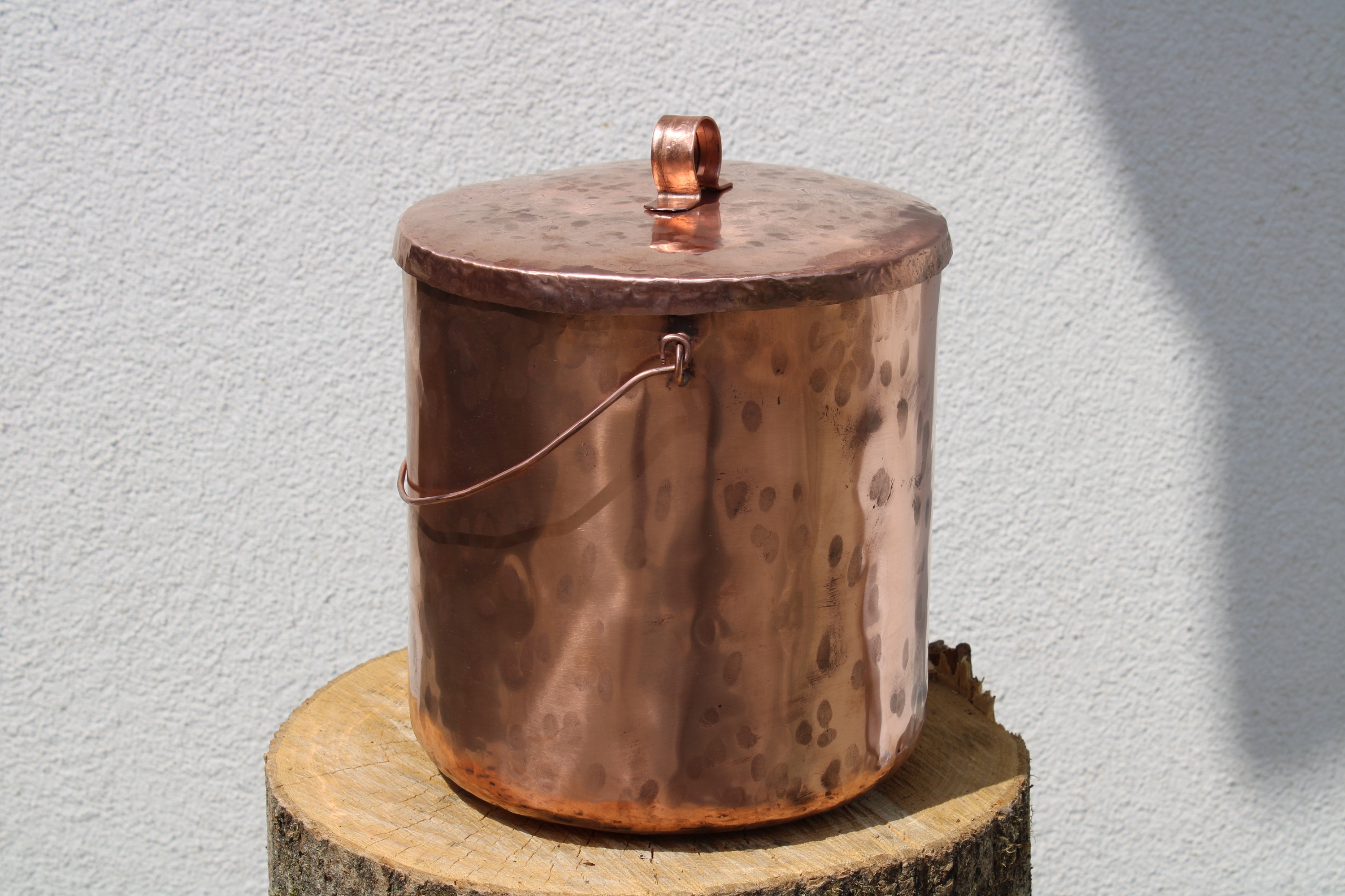 Chic Handmade Compost Bin for Stylish Eco-Friendly Living
