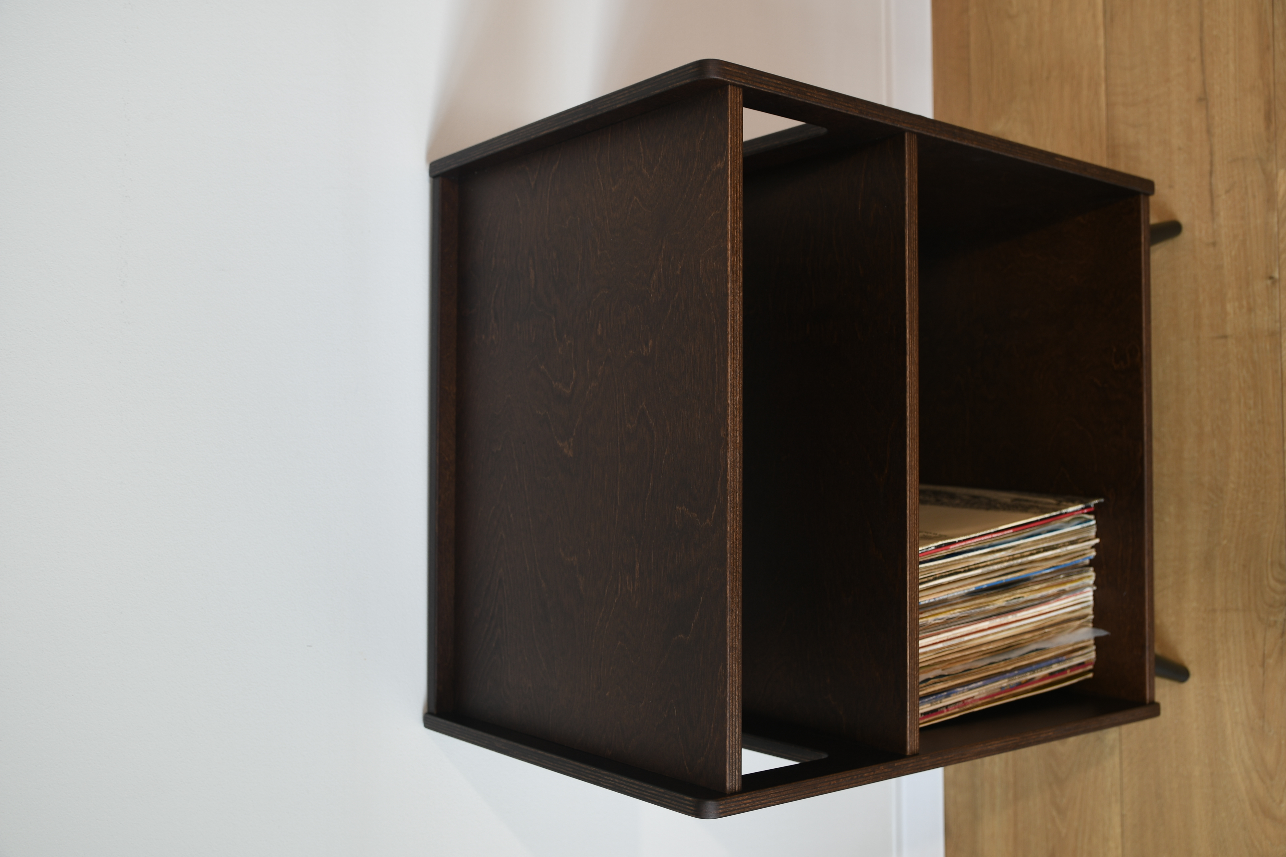 Mid-Century Modern Vinyl Record Storage Cabinet | Dark Brown Turntable Stand | Record Player Table | LP Storage Console, photo 3