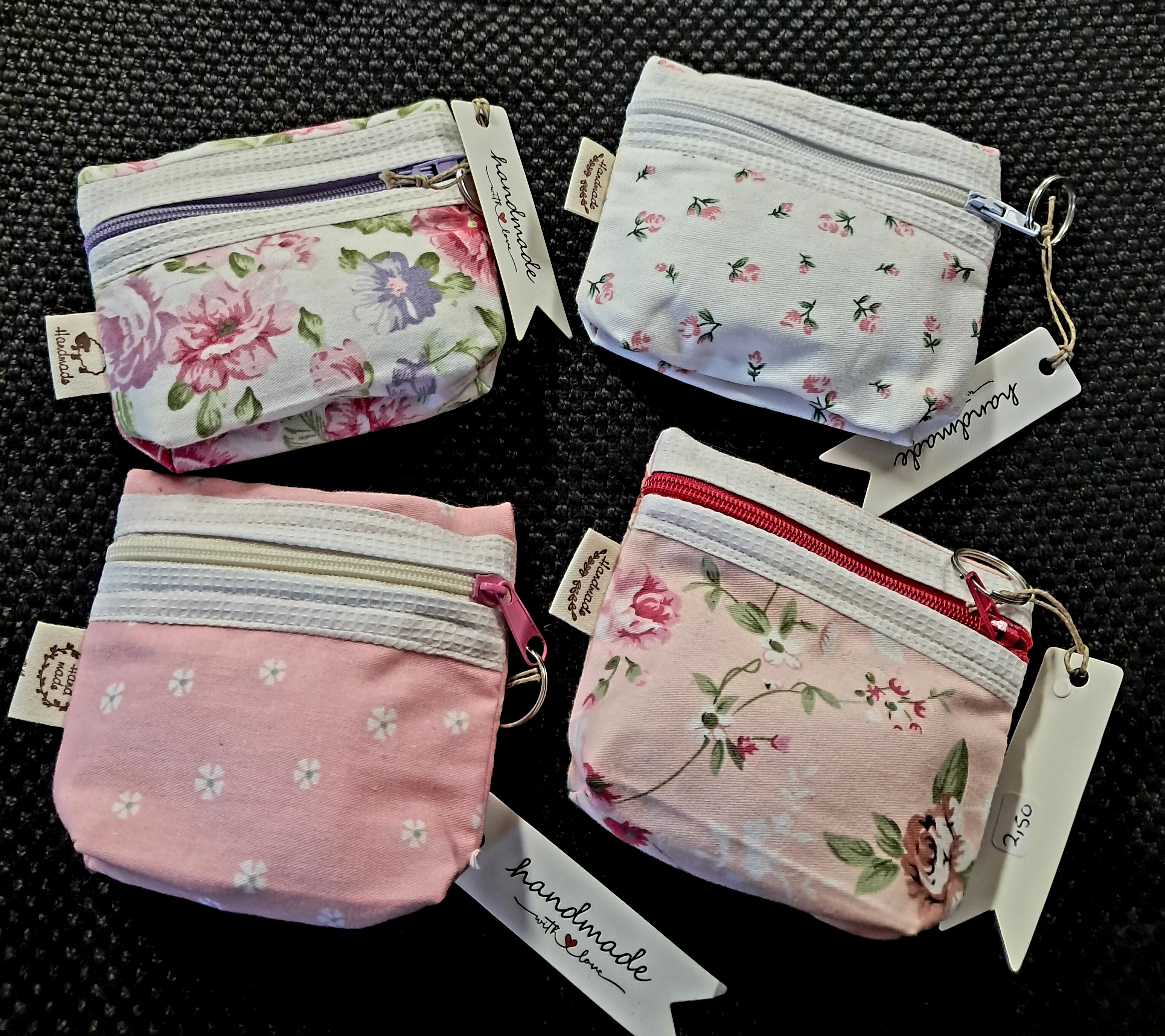 Pack of 4 purses